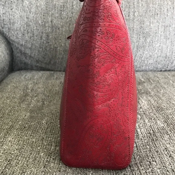 Monsac red leather paisley embossed shoulder bag purse - Picture 3 of 13